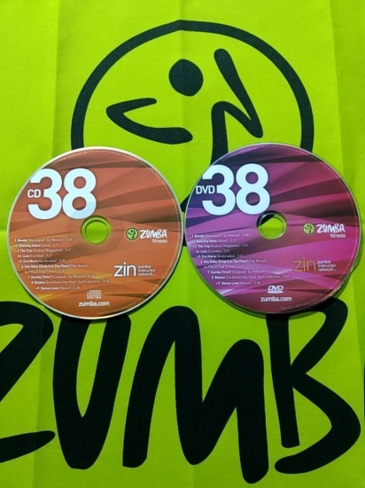 South American dance courses ZUMBA 38 HD DVD+CD - Click Image to Close